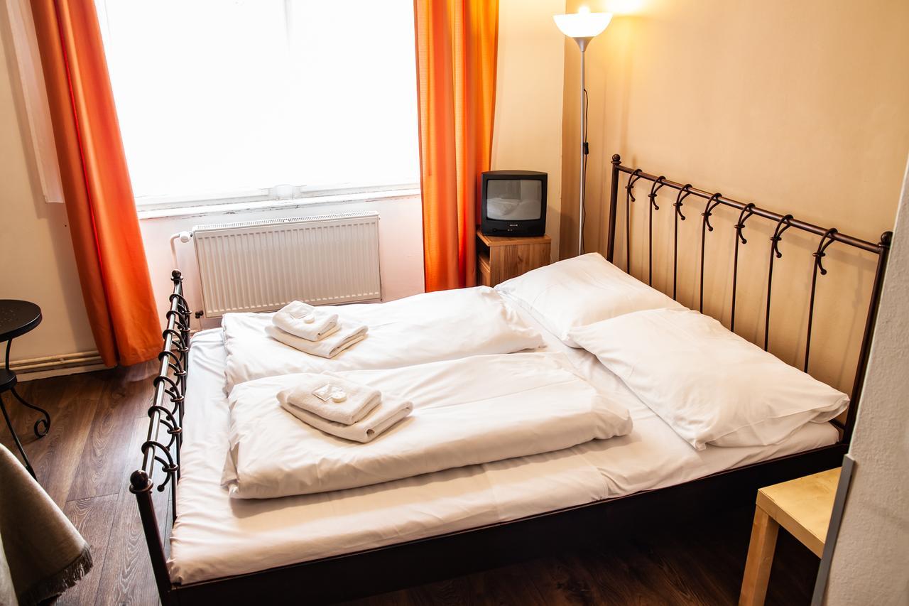 Sunflower 3* Prag